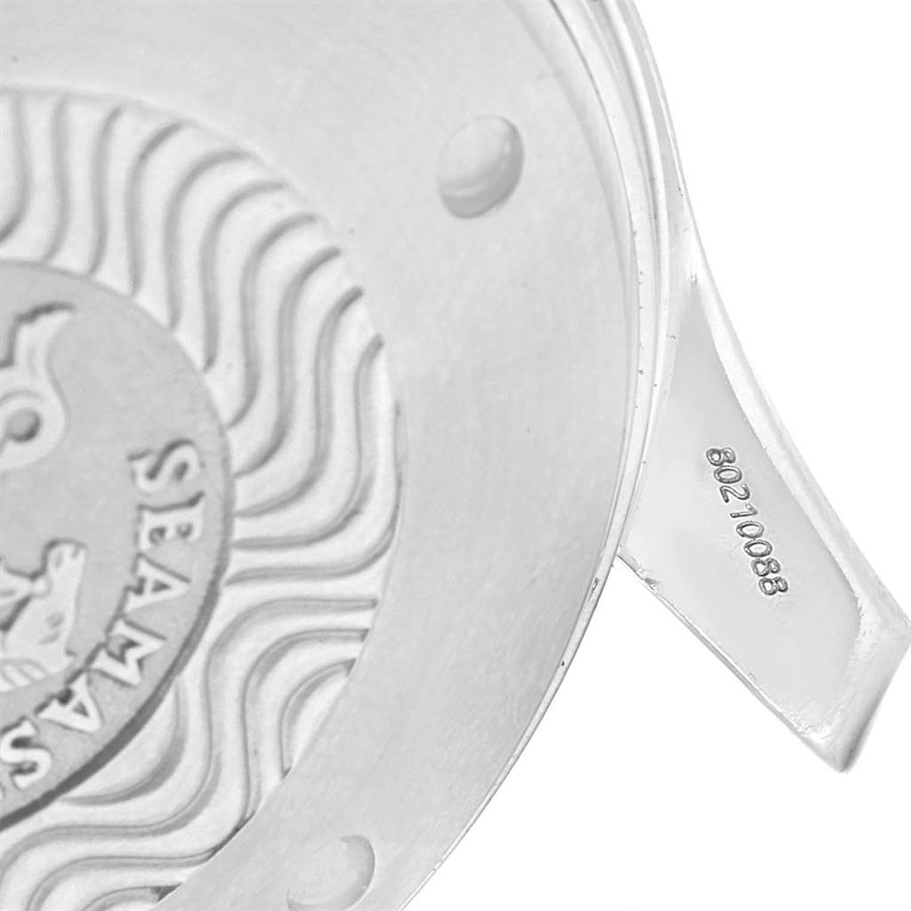 The image shows a close-up of the back case with engravings of the Omega Seamaster 2599.80.00 Men
s Stainless Steel Blue Dial 2599.80.00 Men
s Stainless Steel Blue Dial model, including a partial serial number.