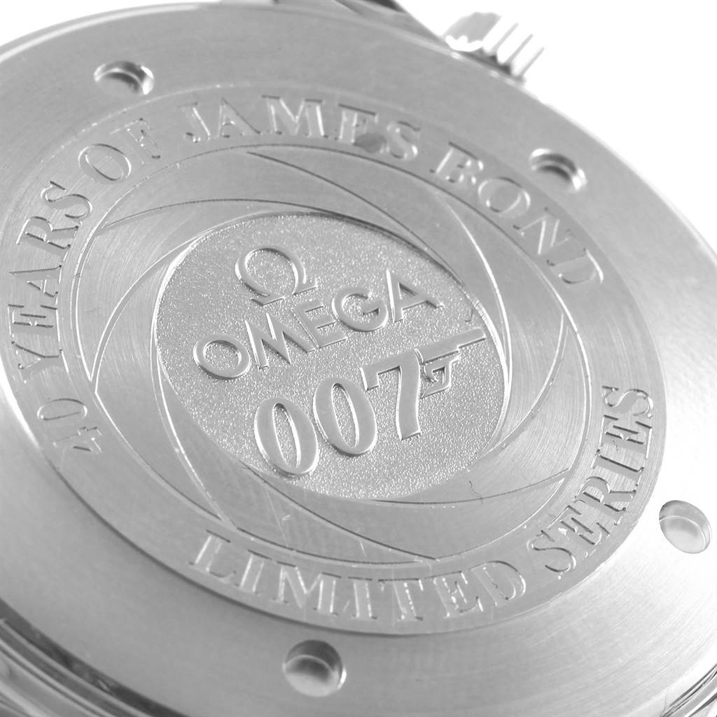 The image shows the case back of an Omega Seamaster 2537.80.00 Men
s Stainless Steel Blue Dial 2537.80.00 Men
s Stainless Steel Blue Dial James Bond limited series watch, highlighting engraved details.