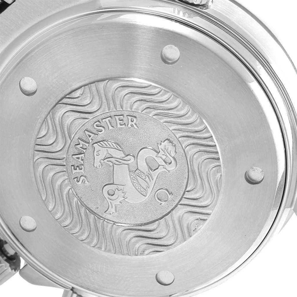 This image shows the case back of an Omega Seamaster 2598.20.00 Men
s Stainless Steel White Dial 2598.20.00 Men
s Stainless Steel White Dial watch featuring its emblem and engraved design.