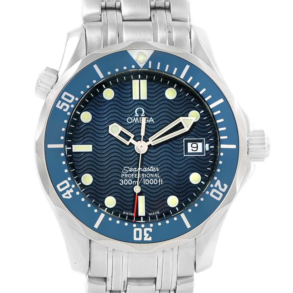 The image shows a front view of the Omega Seamaster 2561.80.00 Men's Stainless Steel Blue Dial 2561.80.00 Men's Stainless Steel Blue Dial watch, highlighting the dial, bezel, and part of the bracelet.