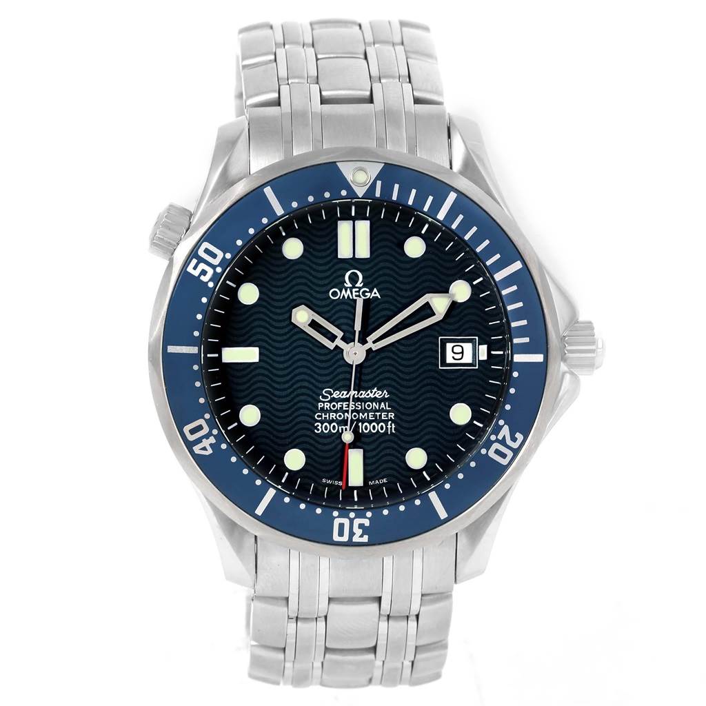 The image shows a front view of the Omega Seamaster 2531.80.00 Men
s Stainless Steel Blue Dial 2531.80.00 Men
s Stainless Steel Blue Dial watch, highlighting its dial, bezel, and stainless steel bracelet.