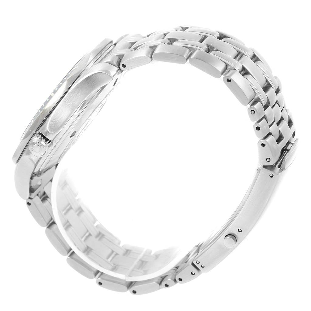 The image shows a side profile of the Omega Seamaster 2531.80.00 Men
s Stainless Steel Blue Dial 2531.80.00 Men
s Stainless Steel Blue Dial watch, focusing on the case and stainless steel bracelet.