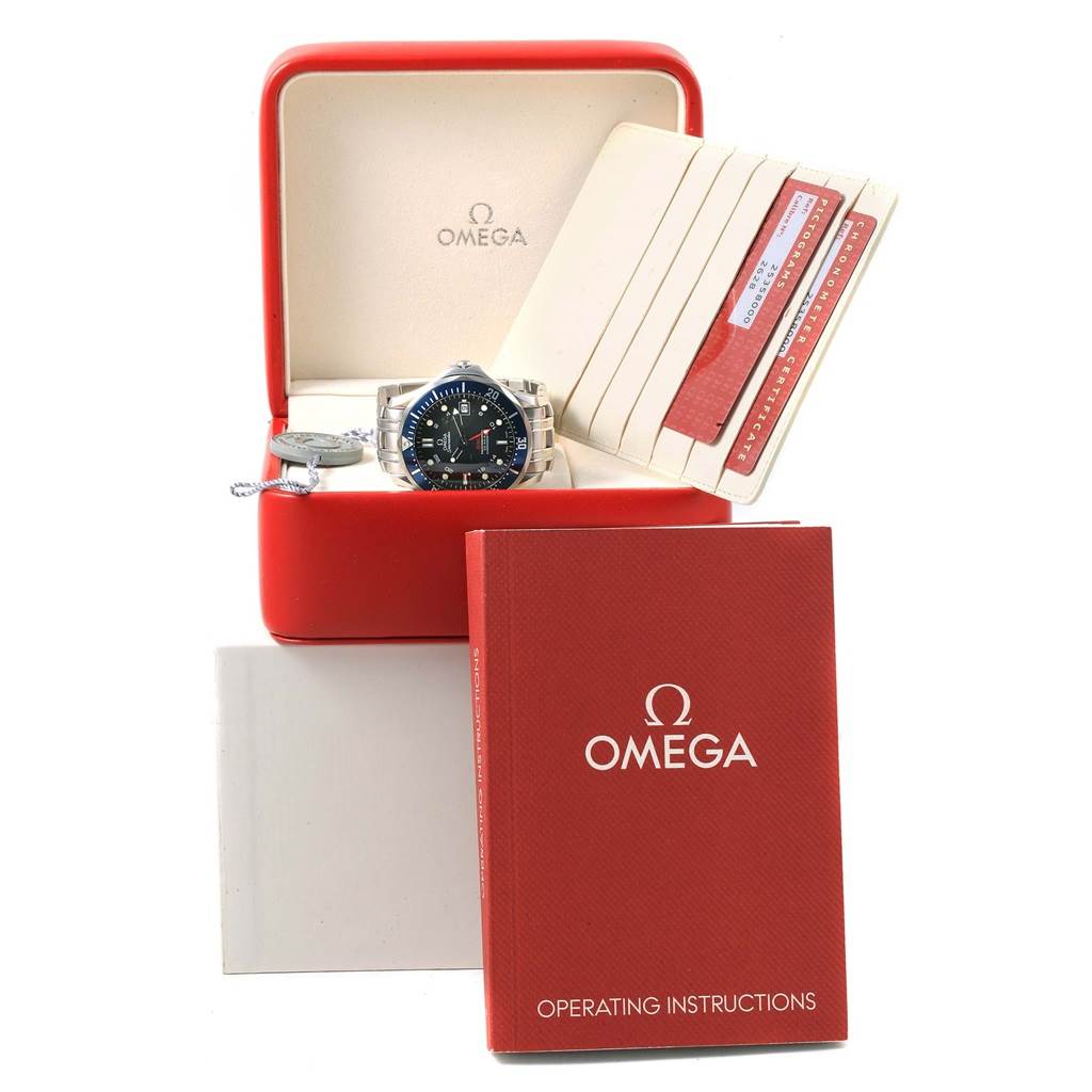 The image shows an Omega Seamaster 2535.80.00 Men
s Stainless Steel Blue Dial 2535.80.00 Men
s Stainless Steel Blue Dial watch at a front angle, including its box, operating instructions, and warranty cards.