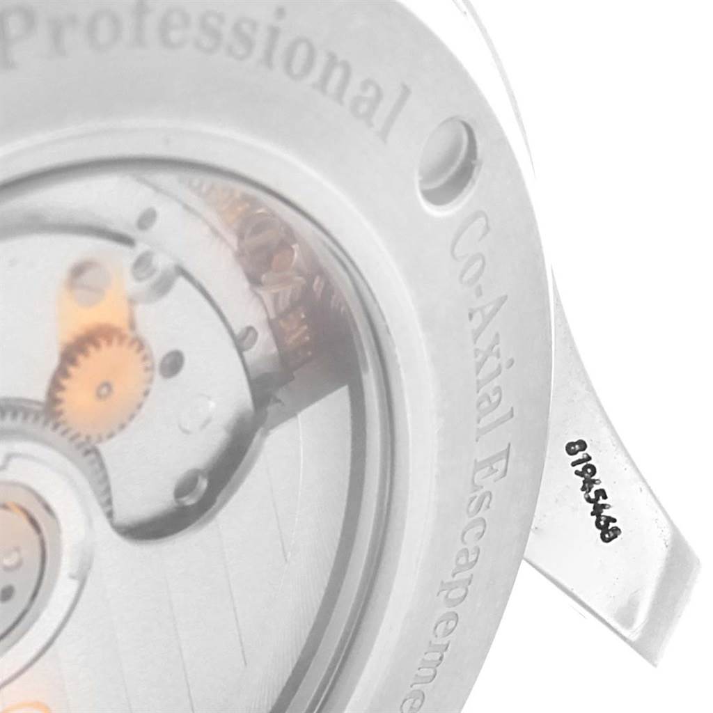 The image shows the back case and internal mechanics of the Omega Seamaster 2535.80.00 Men
s Stainless Steel Blue Dial 2535.80.00 Men
s Stainless Steel Blue Dial watch at an angled view.