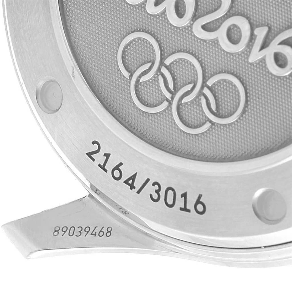 The image shows the case back of the Omega Seamaster 522.30.41.20.01.001 Men
s Stainless Steel Black Dial 522.30.41.20.01.001 Men
s Stainless Steel Black Dial watch, highlighting its serial number and limited edition numbering.