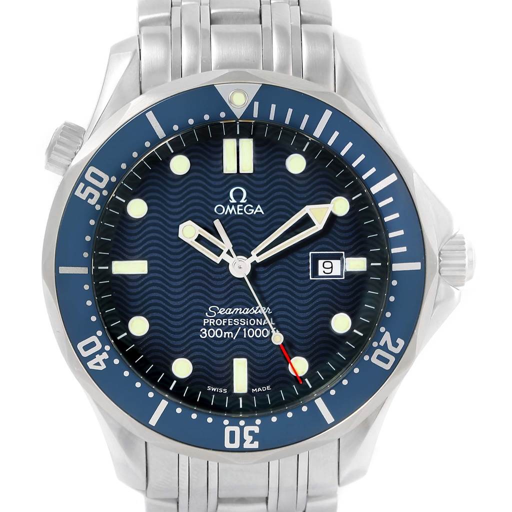 The image shows a front view of an Omega Seamaster 2541.80.00 Men
s Stainless Steel Blue Dial 2541.80.00 Men
s Stainless Steel Blue Dial watch, highlighting the dial, bezel, hands, and bracelet.