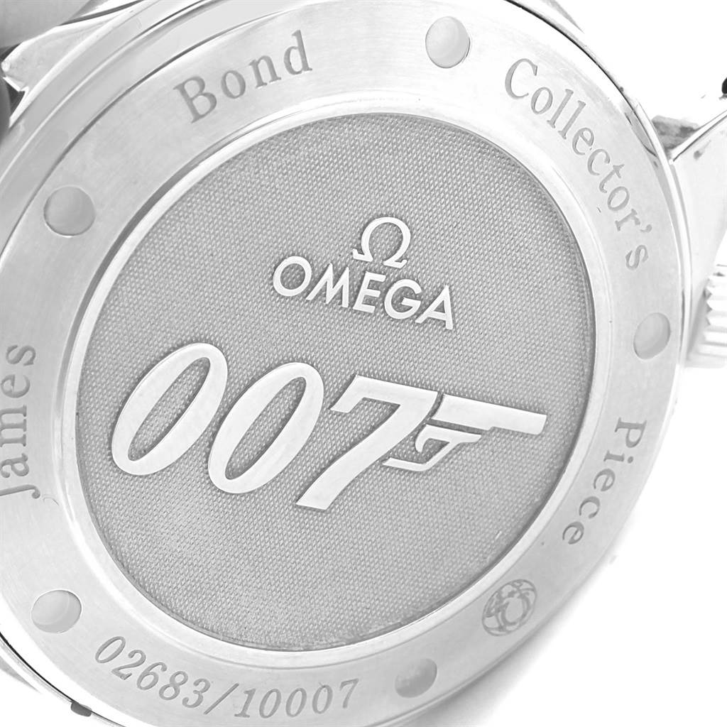 The image shows the back case of the Omega Seamaster 212.30.41.20.01.001 Men's Stainless Steel Black Dial 212.30.41.20.01.001 Men's Stainless Steel Black Dial watch, featuring "007" branding and "James Bond Collector's Piece" inscription.