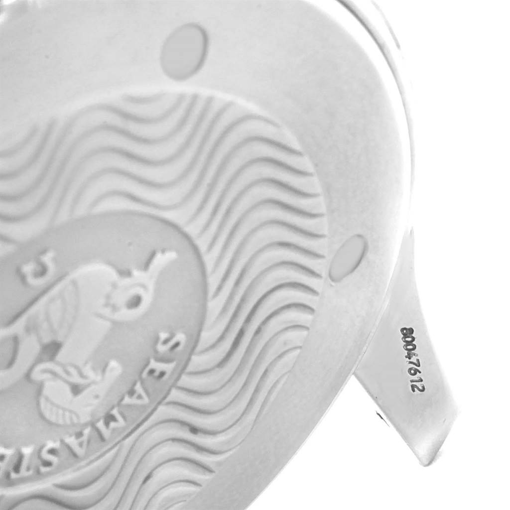 The image shows the back casing of an Omega Seamaster 2531.80.00 Men
s Stainless Steel Blue Dial 2531.80.00 Men
s Stainless Steel Blue Dial watch, capturing the logo and part of the serial number on the lug.