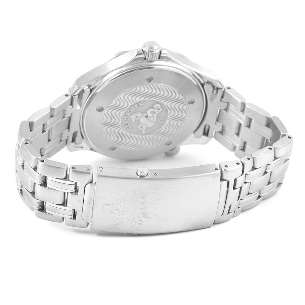 The image shows the back case and clasp of an Omega Seamaster 2531.80.00 Men
s Stainless Steel Blue Dial 2531.80.00 Men
s Stainless Steel Blue Dial watch from a rear angle.