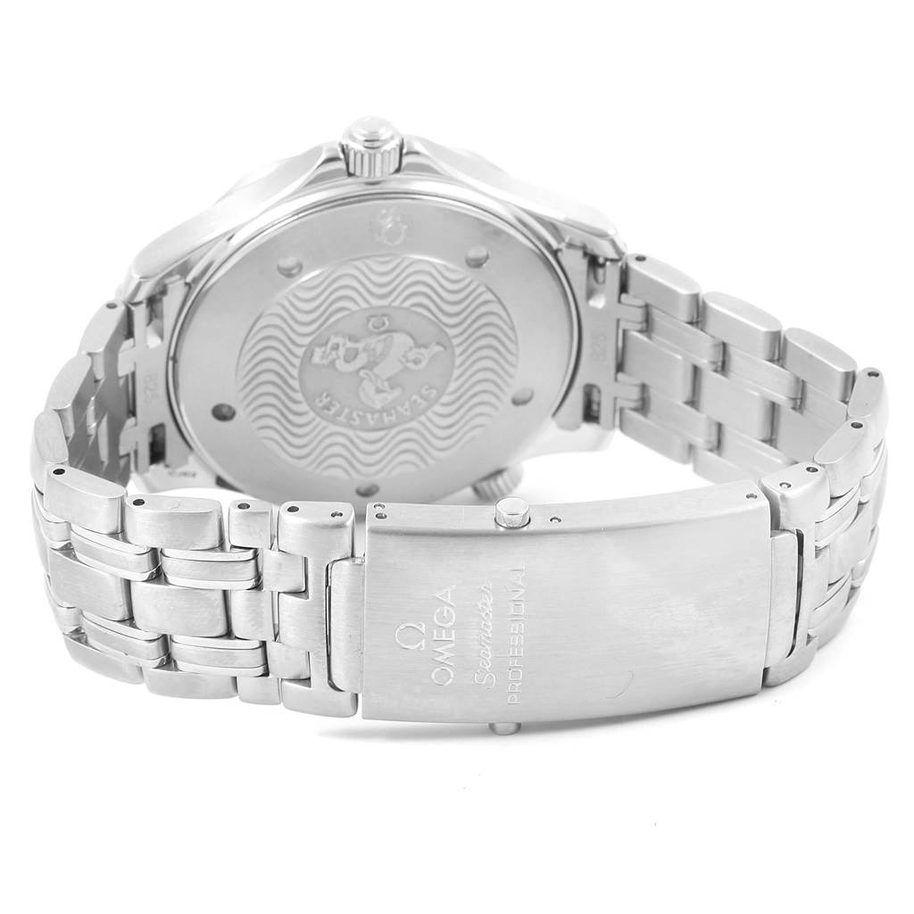 The image shows the back case and metal bracelet of an Omega Seamaster 2531.80.00 Men
s Stainless Steel Blue Dial 2531.80.00 Men
s Stainless Steel Blue Dial watch, featuring its logo and wave pattern engravings.