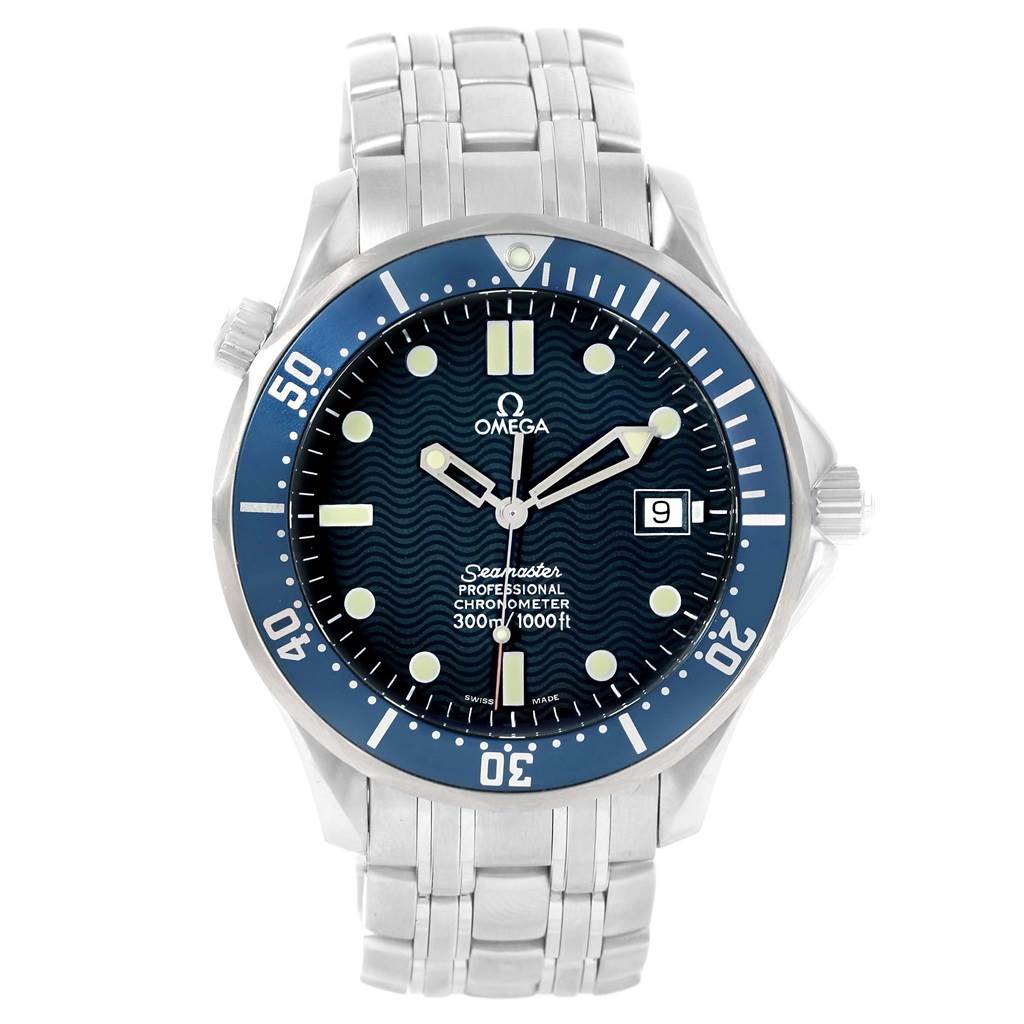 This image shows a front view of the Omega Seamaster 2531.80.00 Men
s Stainless Steel Blue Dial 2531.80.00 Men
s Stainless Steel Blue Dial watch, featuring its dial, bezel, bracelet, and crown.