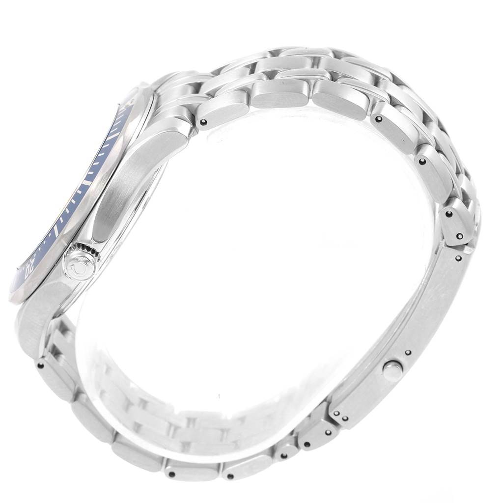 The image shows a side view of the Omega Seamaster 2531.80.00 Men
s Stainless Steel Blue Dial 2531.80.00 Men
s Stainless Steel Blue Dial watch, focusing on the crown and metal bracelet.