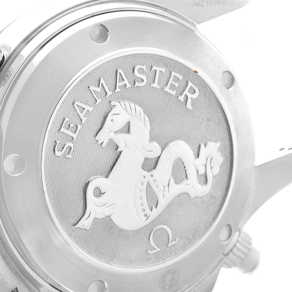 This image shows the case back of an Omega Seamaster 2225.80.00 Men
s Stainless Steel Blue Dial 2225.80.00 Men
s Stainless Steel Blue Dial watch, featuring the brand
s logo and emblem.