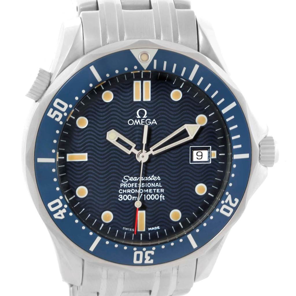 The image shows a front view of the Omega Seamaster 2531.80.00 Men
s Stainless Steel Blue Dial 2531.80.00 Men
s Stainless Steel Blue Dial watch, highlighting its dial, hands, bezel, and bracelet.