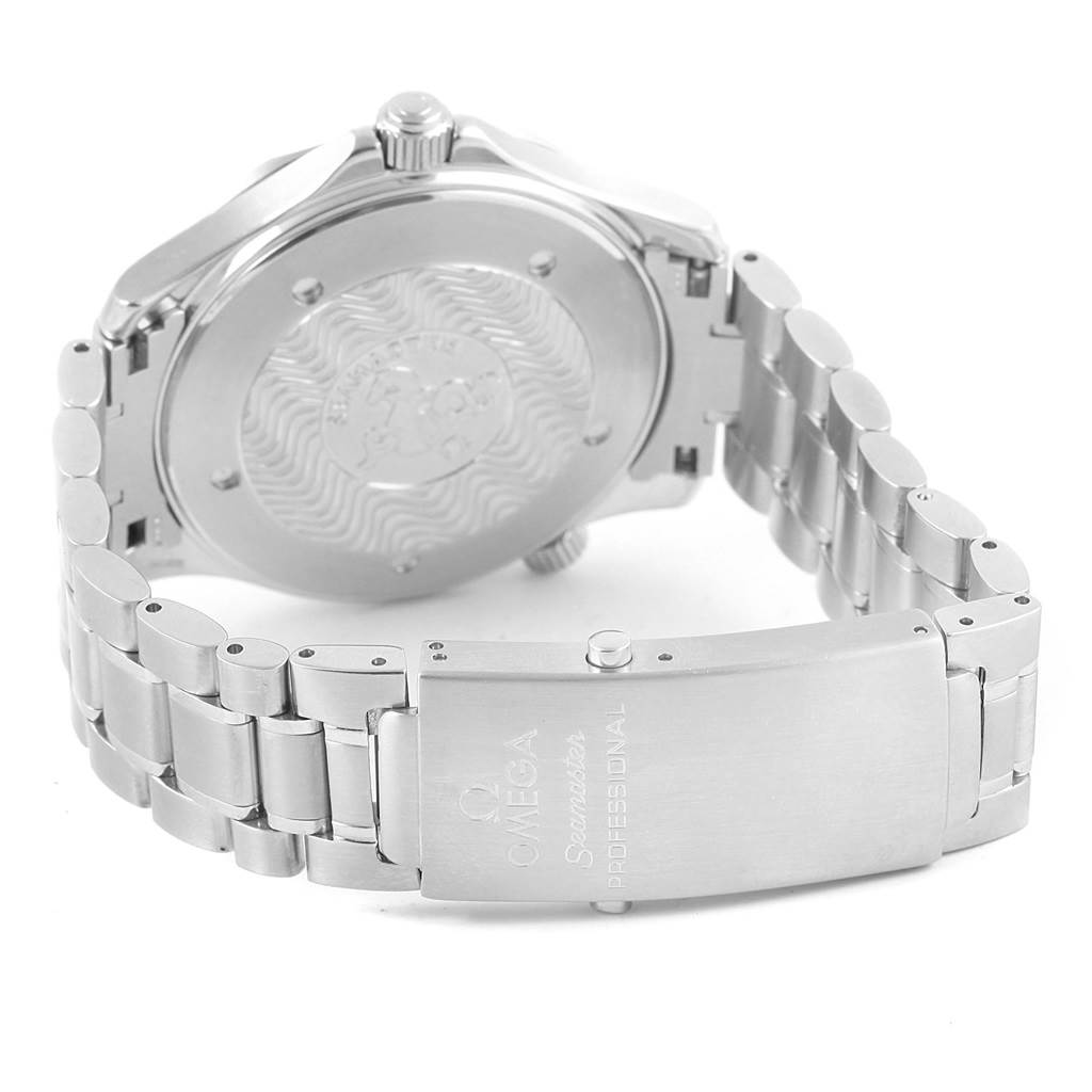 This image shows the back view and bracelet clasp of the Omega Seamaster 2265.80.00 Men
s Stainless Steel Blue Dial 2265.80.00 Men
s Stainless Steel Blue Dial watch.