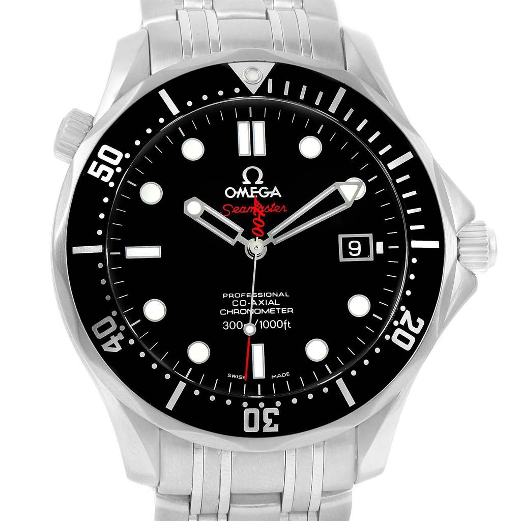 This image shows the front view and face details of an Omega Seamaster 212.30.41.20.01.001 Men's Stainless Steel Black Dial 212.30.41.20.01.001 Men's Stainless Steel Black Dial model watch, including the bezel, dial, and bracelet.
