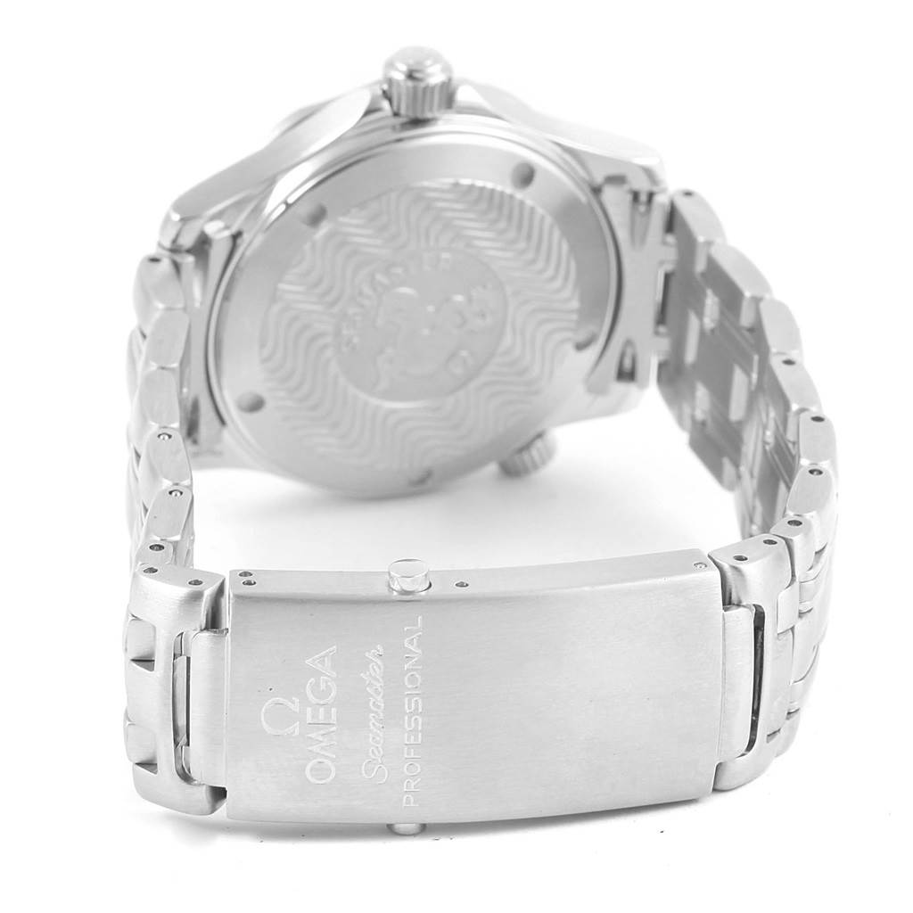 The image shows the clasp and case back of an Omega Seamaster 2561.80.00 Men
s Stainless Steel Blue Dial 2561.80.00 Men
s Stainless Steel Blue Dial watch, viewed from the rear angle.