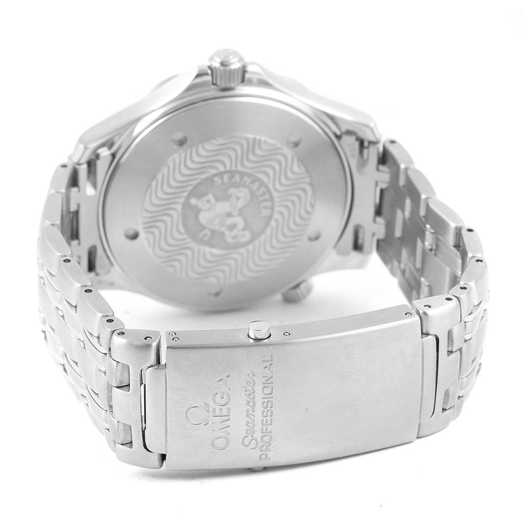 The image shows the back case and metal bracelet clasp of an Omega Seamaster 2531.80.00 Men
s Stainless Steel Blue Dial 2531.80.00 Men
s Stainless Steel Blue Dial watch.