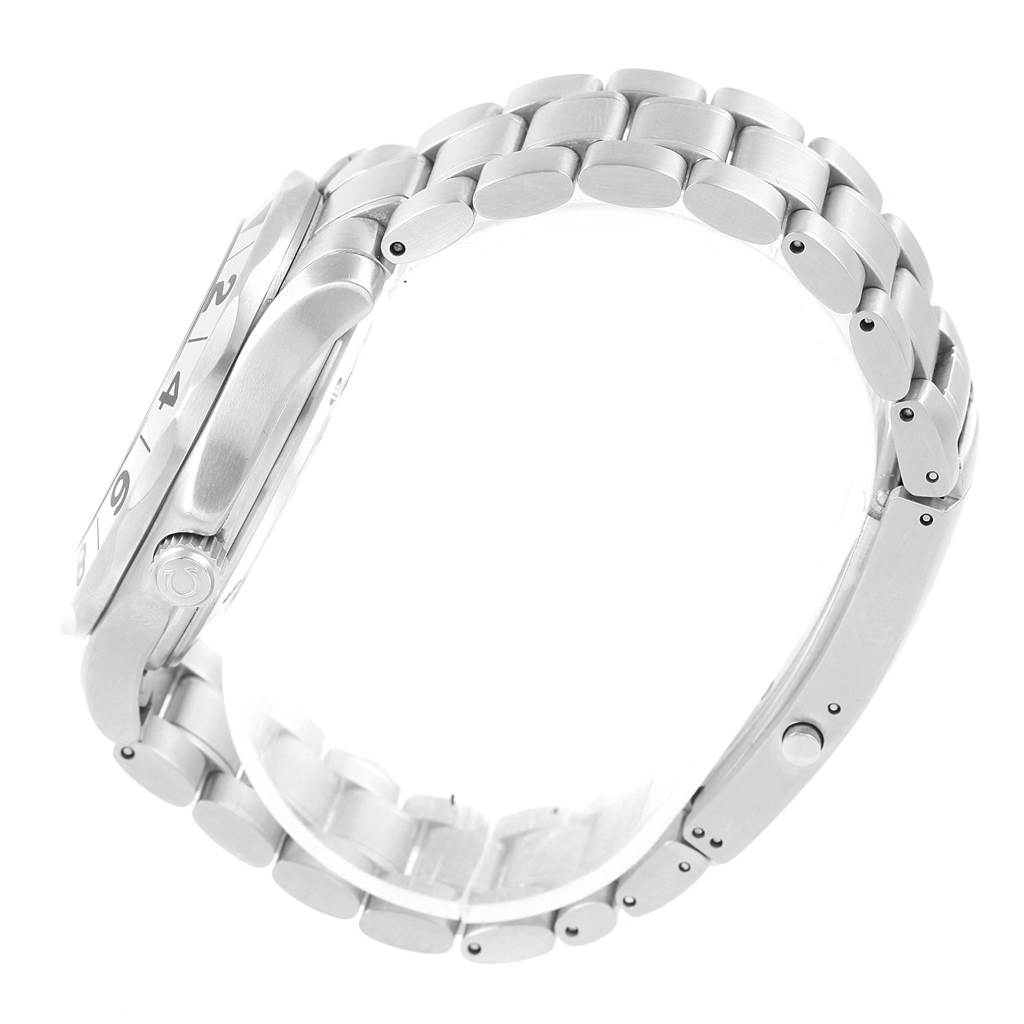 This is a side view of the Omega Seamaster 2538.20.00 Men's Stainless Steel White Dial 2538.20.00 Men's Stainless Steel White Dial watch showcasing its profile and metal bracelet.