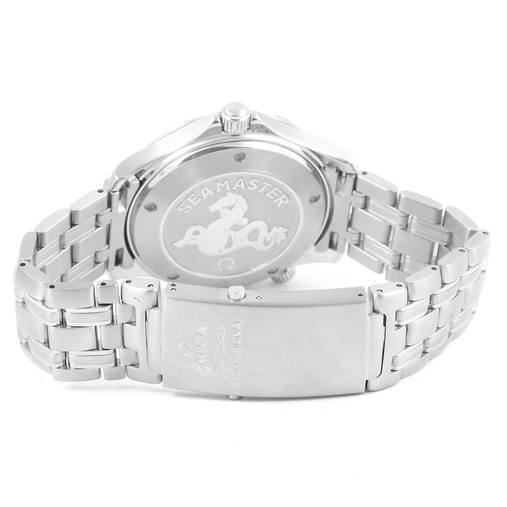 The image shows the back case and metal bracelet of an Omega Seamaster 212.30.41.20.01.002 Men
s Stainless Steel Black Dial 212.30.41.20.01.002 Men
s Stainless Steel Black Dial watch.