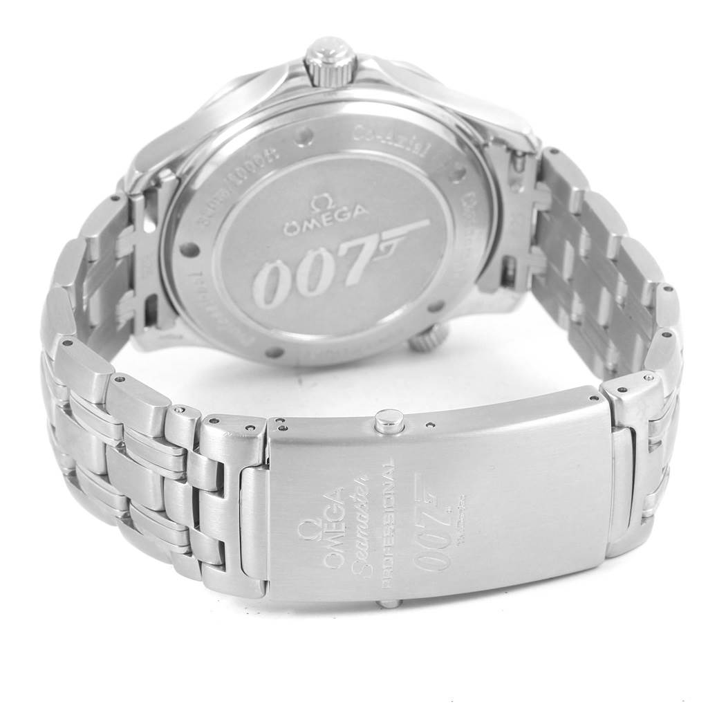 The image shows the back and clasp of an Omega Seamaster 2226.80.00 Men's Stainless Steel Blue Dial 2226.80.00 Men's Stainless Steel Blue Dial watch, featuring the Omega and 007 logos.