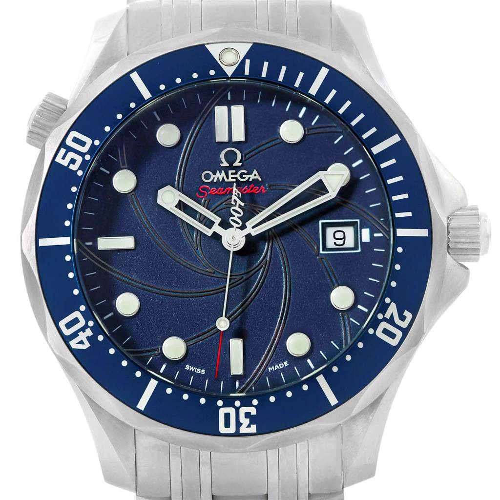 The image shows a front view of an Omega Seamaster 2226.80.00 Men's Stainless Steel Blue Dial 2226.80.00 Men's Stainless Steel Blue Dial watch, highlighting the face, bezel, hands, and stainless steel strap.