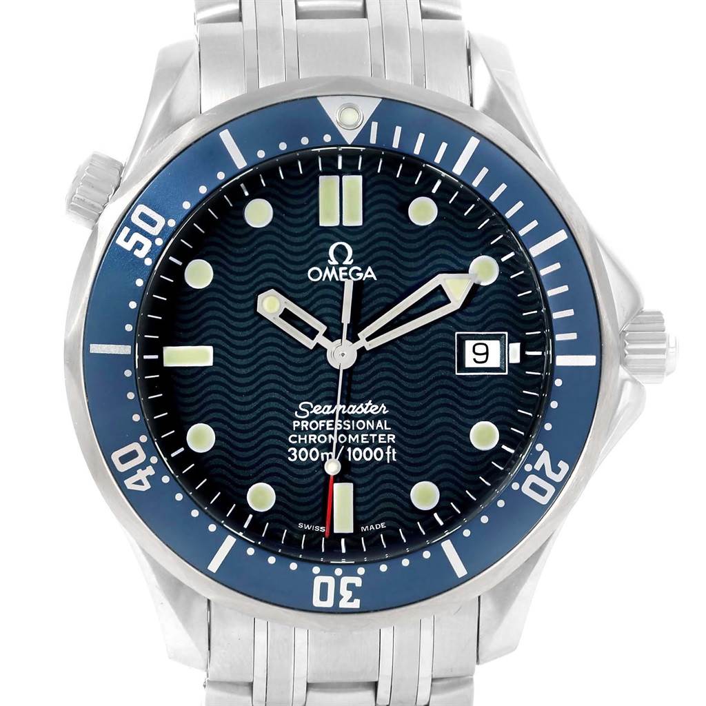 This image shows a front view of the Omega Seamaster 2531.80.00 Men
s Stainless Steel Blue Dial 2531.80.00 Men
s Stainless Steel Blue Dial Professional Chronometer watch, highlighting the dial, hands, and bezel.
