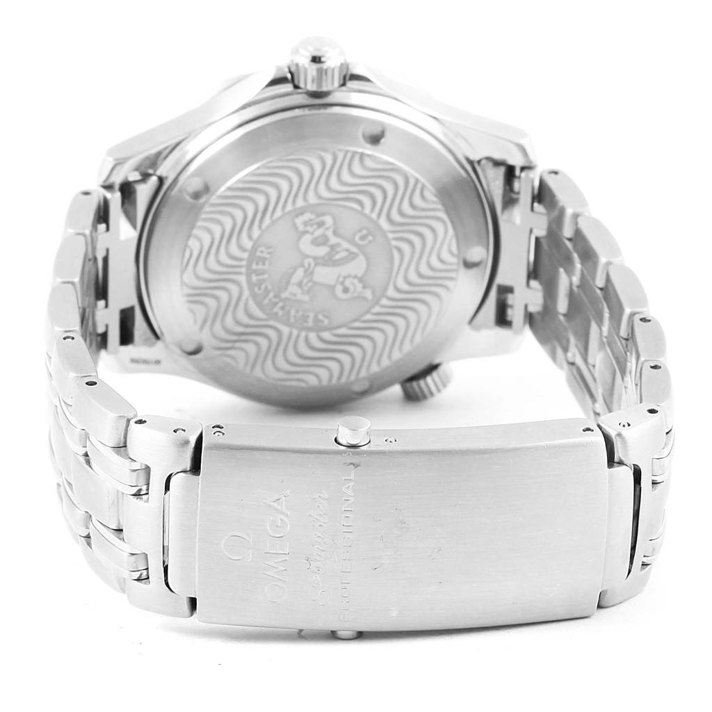 The image shows the back case and clasp of the Omega Seamaster 2551.80.00 Men's Stainless Steel Blue Dial 2551.80.00 Men's Stainless Steel Blue Dial watch, highlighting its engraving and bracelet.