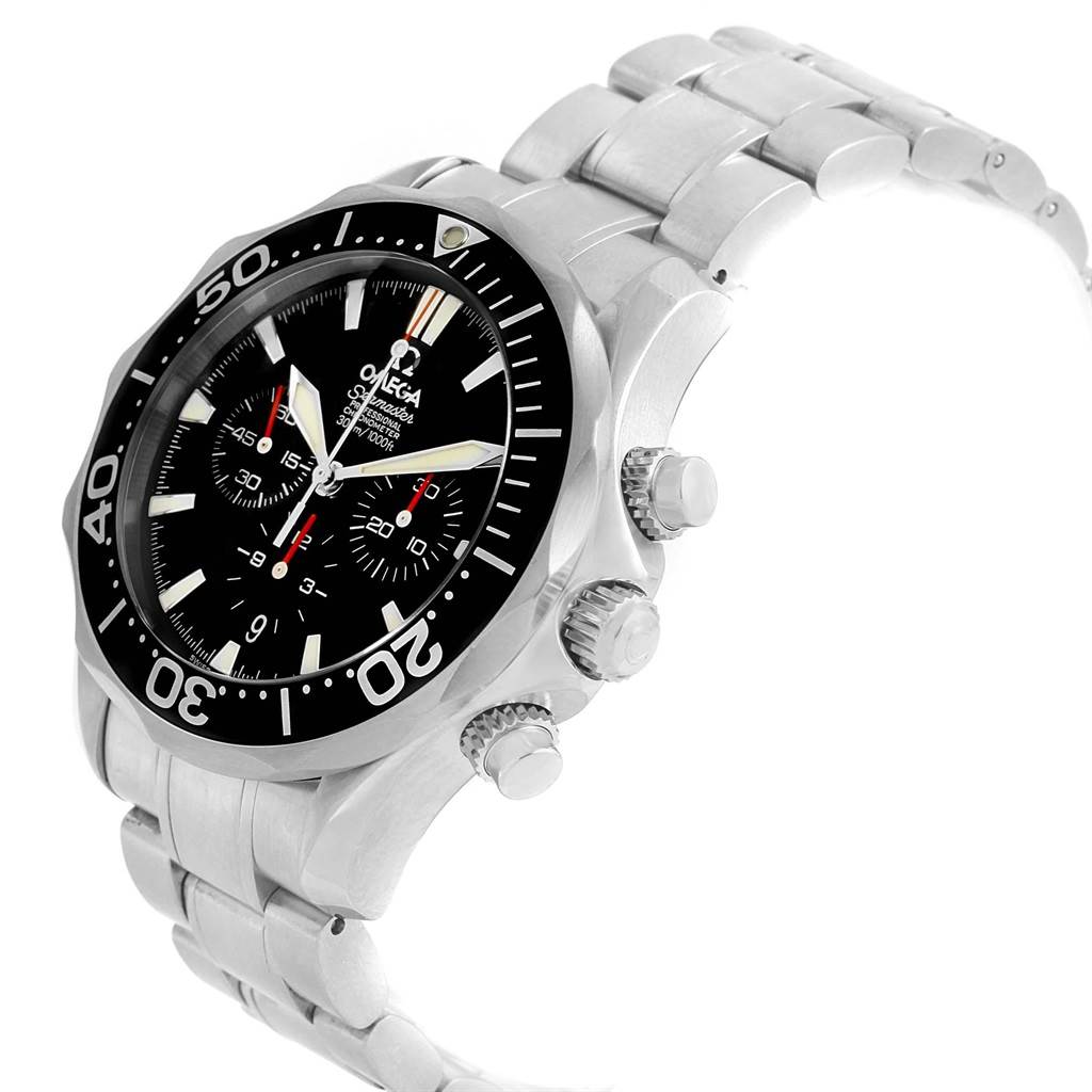 This image shows an angled side view of the Omega Seamaster 2594.52.00 Men
s Stainless Steel Black Dial 2594.52.00 Men
s Stainless Steel Black Dial, highlighting the band, crown, and chrono pushers.