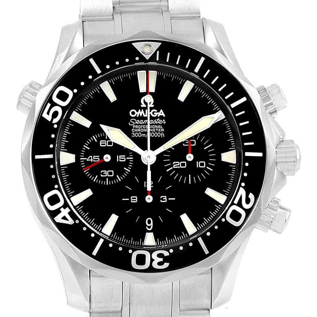 This is a front view of the Omega Seamaster 2594.52.00 Men
s Stainless Steel Black Dial 2594.52.00 Men
s Stainless Steel Black Dial watch displaying the bezel, dial, hands, and bracelet.