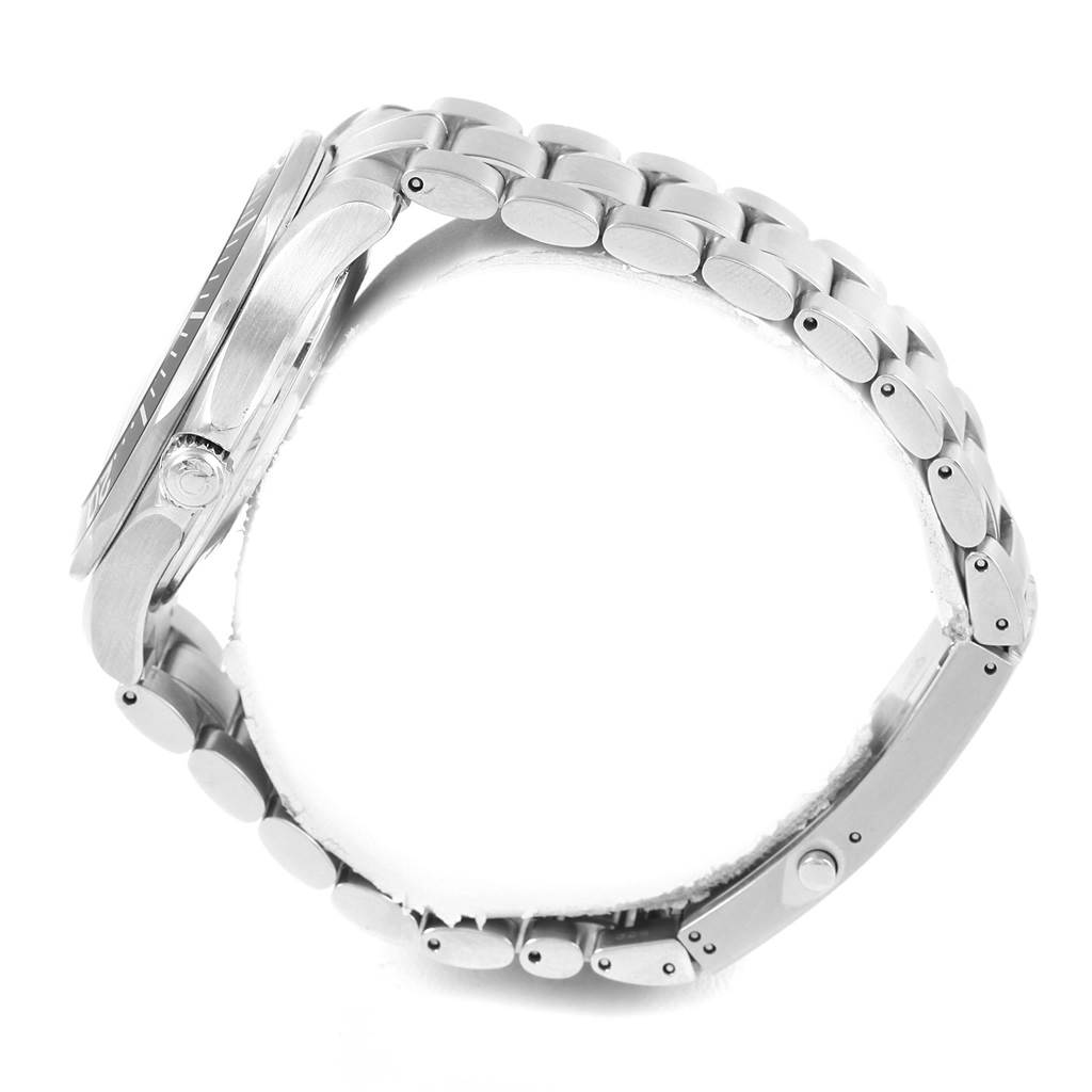 The image shows a side profile of the Omega Seamaster 2254.50.00 Men
s Stainless Steel Black Dial 2254.50.00 Men
s Stainless Steel Black Dial watch, highlighting the case and metal bracelet.