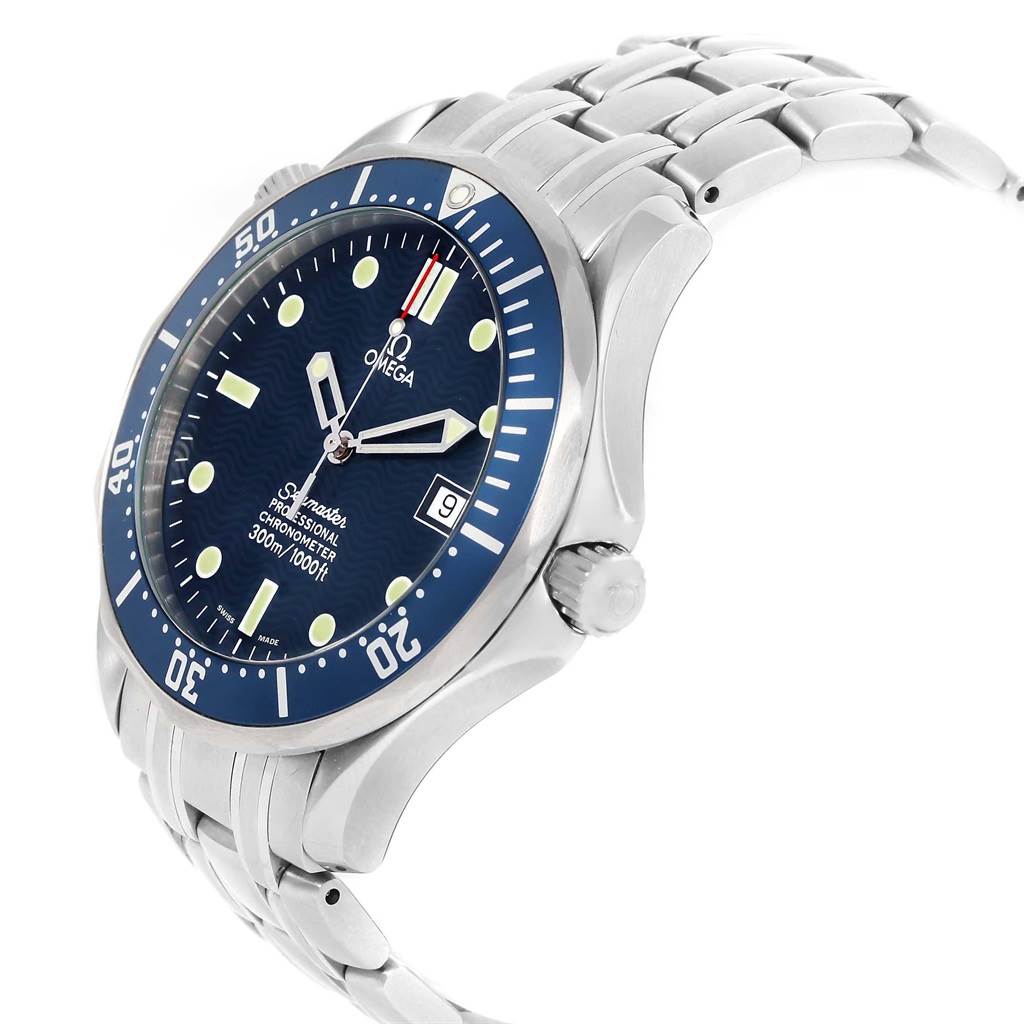 The image shows a side angle of an Omega Seamaster 2531.80.00 Men
s Stainless Steel Blue Dial 2531.80.00 Men
s Stainless Steel Blue Dial watch, detailing the dial, bezel, crown, and bracelet.