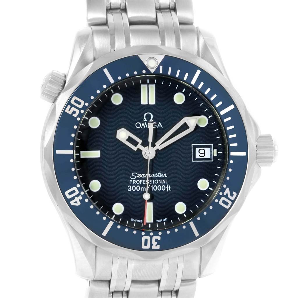 The image shows a front angle of an Omega Seamaster 2561.80.00 Men
s Stainless Steel Blue Dial 2561.80.00 Men
s Stainless Steel Blue Dial watch, highlighting the dial, bezel, and bracelet.