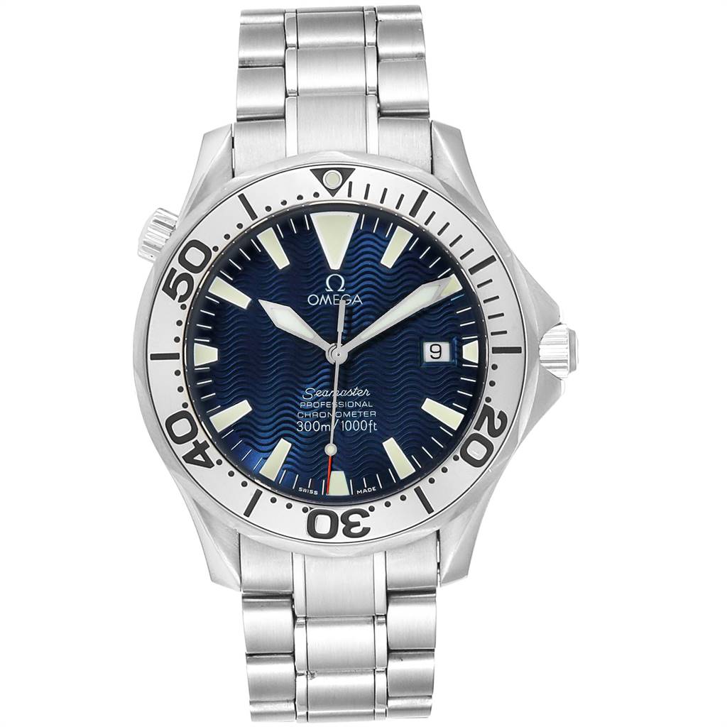 The image shows a front view of an Omega Seamaster 2255.80.00 Men
s Stainless Steel Blue Dial 2255.80.00 Men
s Stainless Steel Blue Dial watch, displaying the dial, bezel, and stainless steel bracelet.