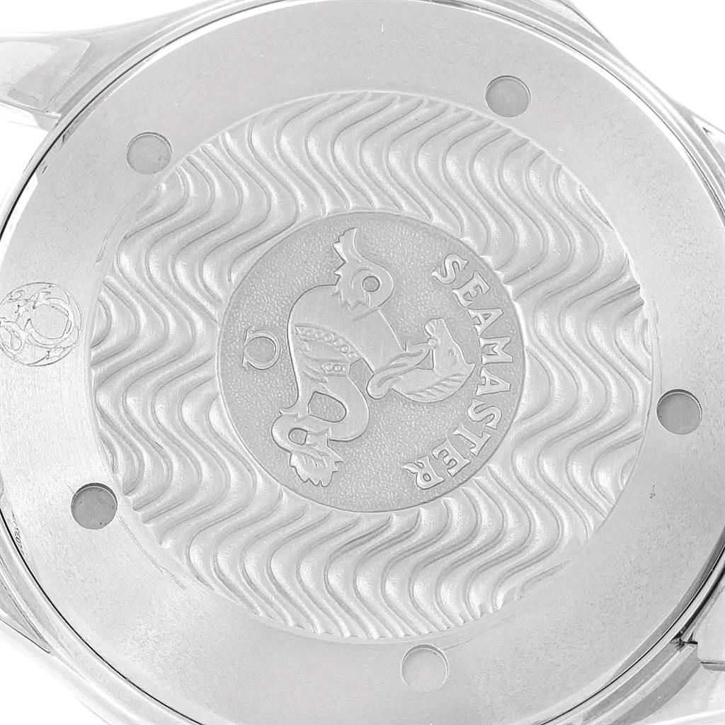 This image shows the back case of the Omega Seamaster 2531.80.00 Men
s Stainless Steel Blue Dial 2531.80.00 Men
s Stainless Steel Blue Dial watch, featuring the brand
s iconic wave pattern and logo.