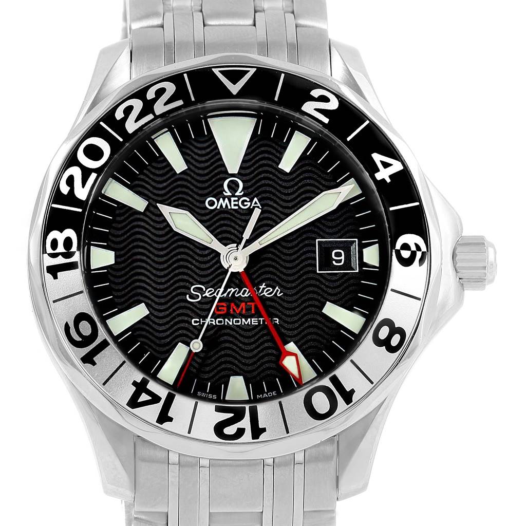 The image shows a frontal view of the Omega Seamaster 2534.50.00 Men
s Stainless Steel Black Dial 2534.50.00 Men
s Stainless Steel Black Dial GMT watch, highlighting the face, bezel, and part of the bracelet.