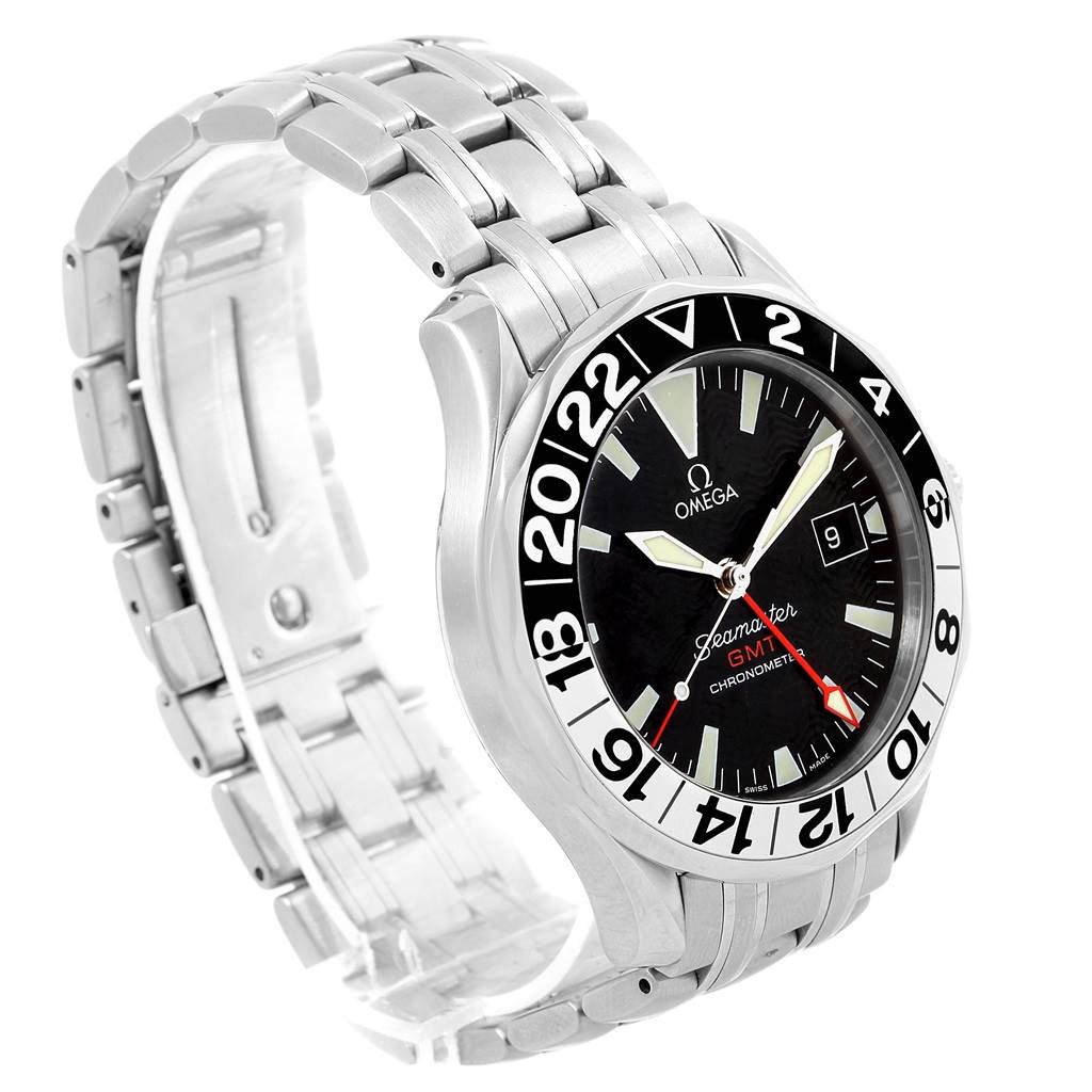 The image shows a three-quarter angle view of an Omega Seamaster 2534.50.00 Men
s Stainless Steel Black Dial 2534.50.00 Men
s Stainless Steel Black Dial watch, displaying the dial, bezel, and part of the bracelet.