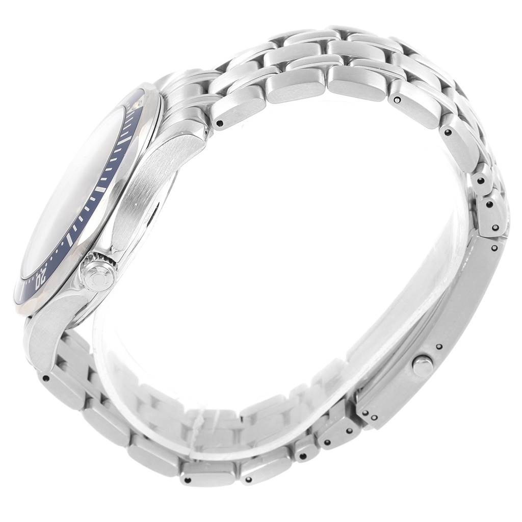 The image shows a side profile of the Omega Seamaster 2531.80.00 Men
s Stainless Steel Blue Dial 2531.80.00 Men
s Stainless Steel Blue Dial watch highlighting its stainless steel band and bezel.