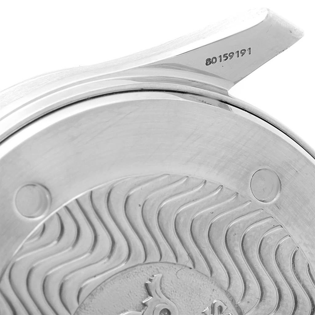 This is a close-up of the case back and part of the lug of an Omega Seamaster 2531.80.00 Men
s Stainless Steel Blue Dial 2531.80.00 Men
s Stainless Steel Blue Dial watch.