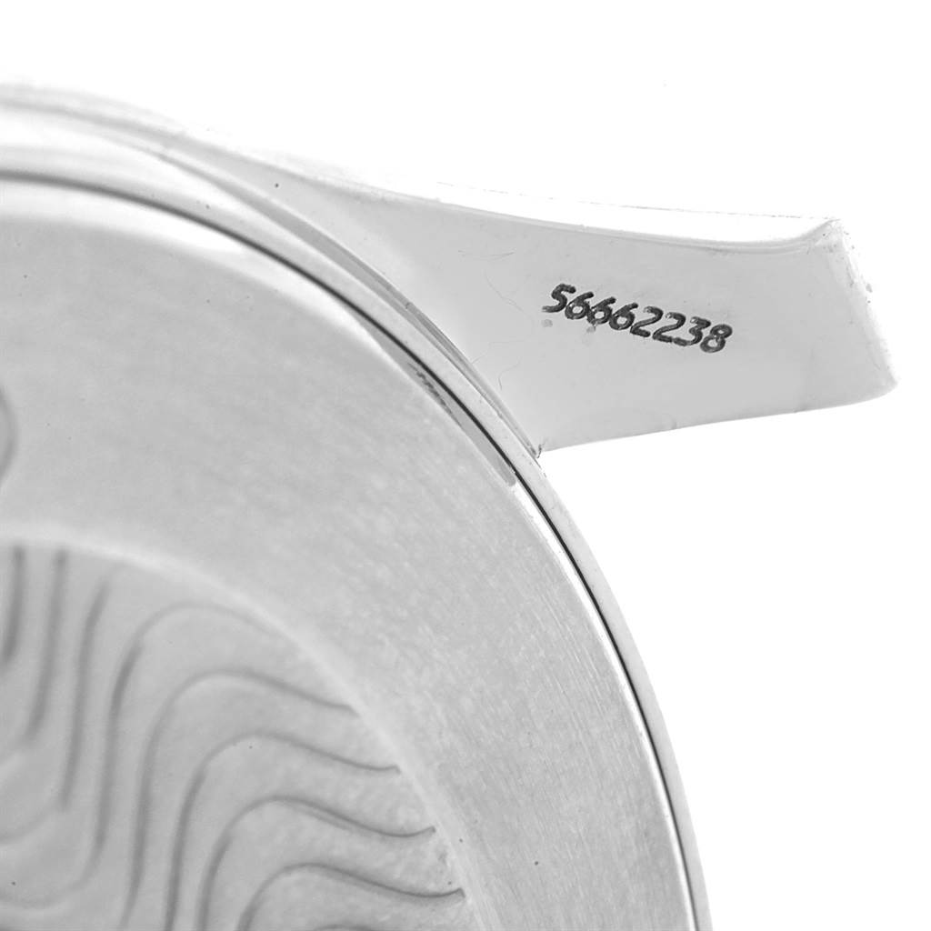 The image shows a close-up of the back case and one lug with serial number of an Omega Seamaster 2541.80.00 Men
s Stainless Steel Blue Dial 2541.80.00 Men
s Stainless Steel Blue Dial watch.