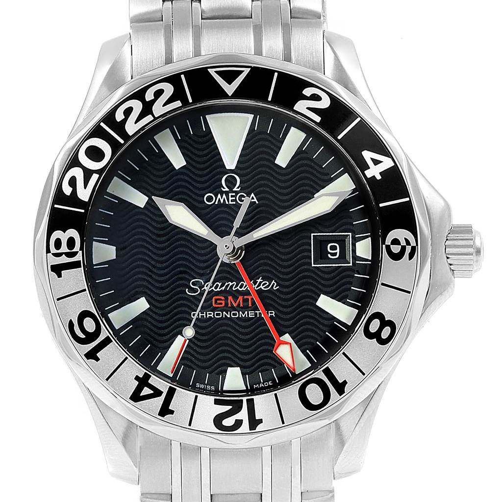 The Omega Seamaster 2536.50.00 Men
s Stainless Steel Black Dial 2536.50.00 Men
s Stainless Steel Black Dial GMT watch is shown from the front, highlighting its face, bezel, and part of the metal strap.
