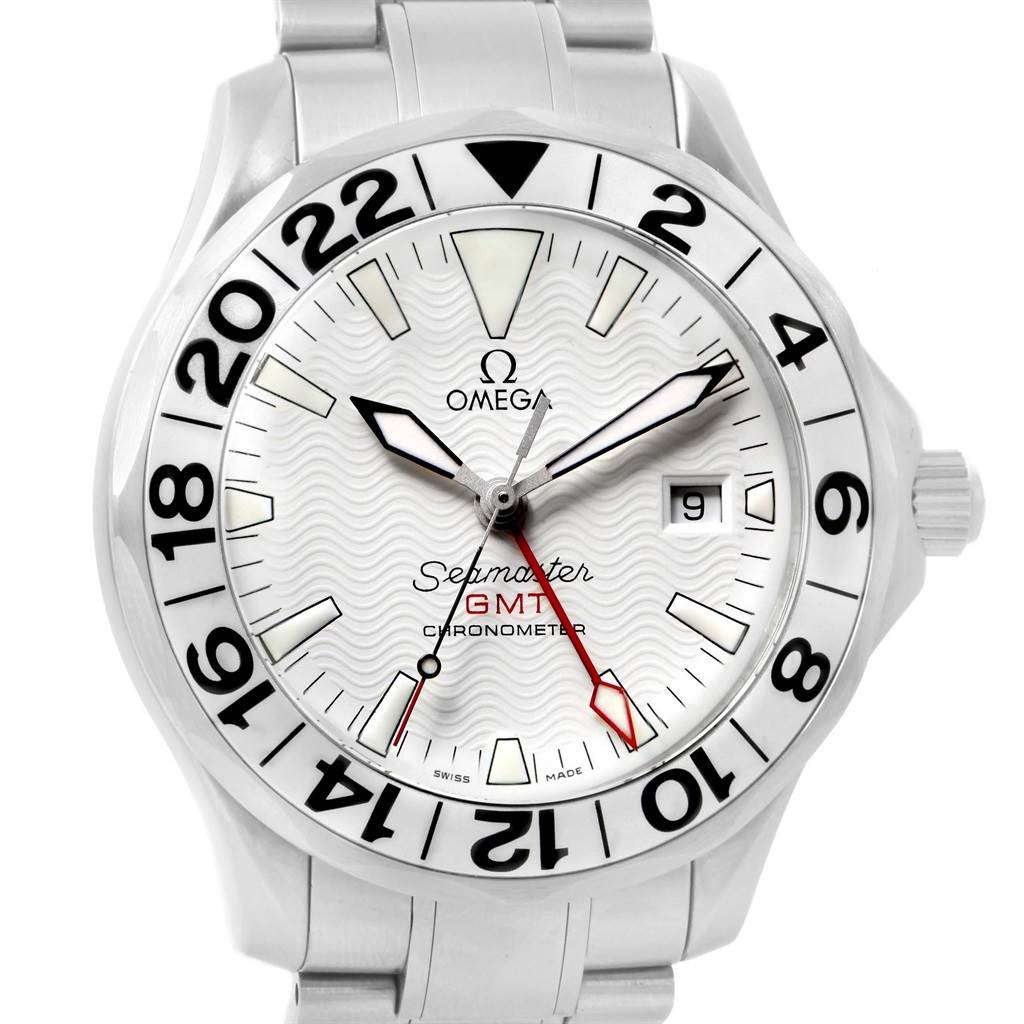 The image shows a front view of the Omega Seamaster 2538.20.00 Men
s Stainless Steel White Dial 2538.20.00 Men
s Stainless Steel White Dial GMT Chronometer, highlighting the dial, bezel, and part of the bracelet.