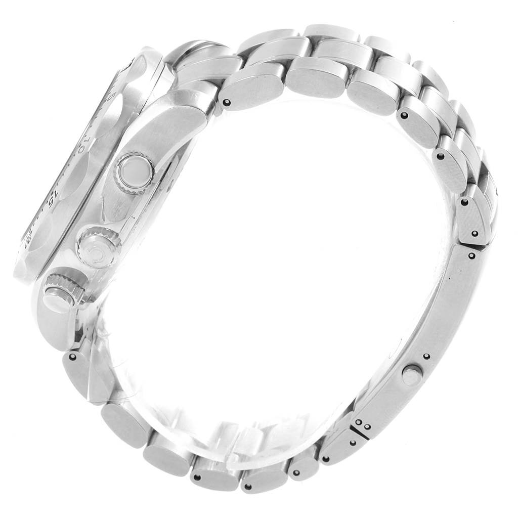 The image shows a side view of the Omega Seamaster 2595.30.00 Men
s Stainless Steel Silver Dial 2595.30.00 Men
s Stainless Steel Silver Dial watch, highlighting its bracelet, crown, and pushers.