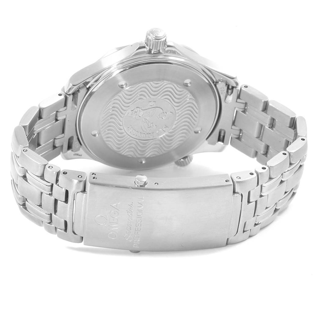 The image shows the back and bracelet clasp of an Omega Seamaster 2541.80.00 Men
s Stainless Steel Blue Dial 2541.80.00 Men
s Stainless Steel Blue Dial watch, highlighting the case back and branding on the clasp.