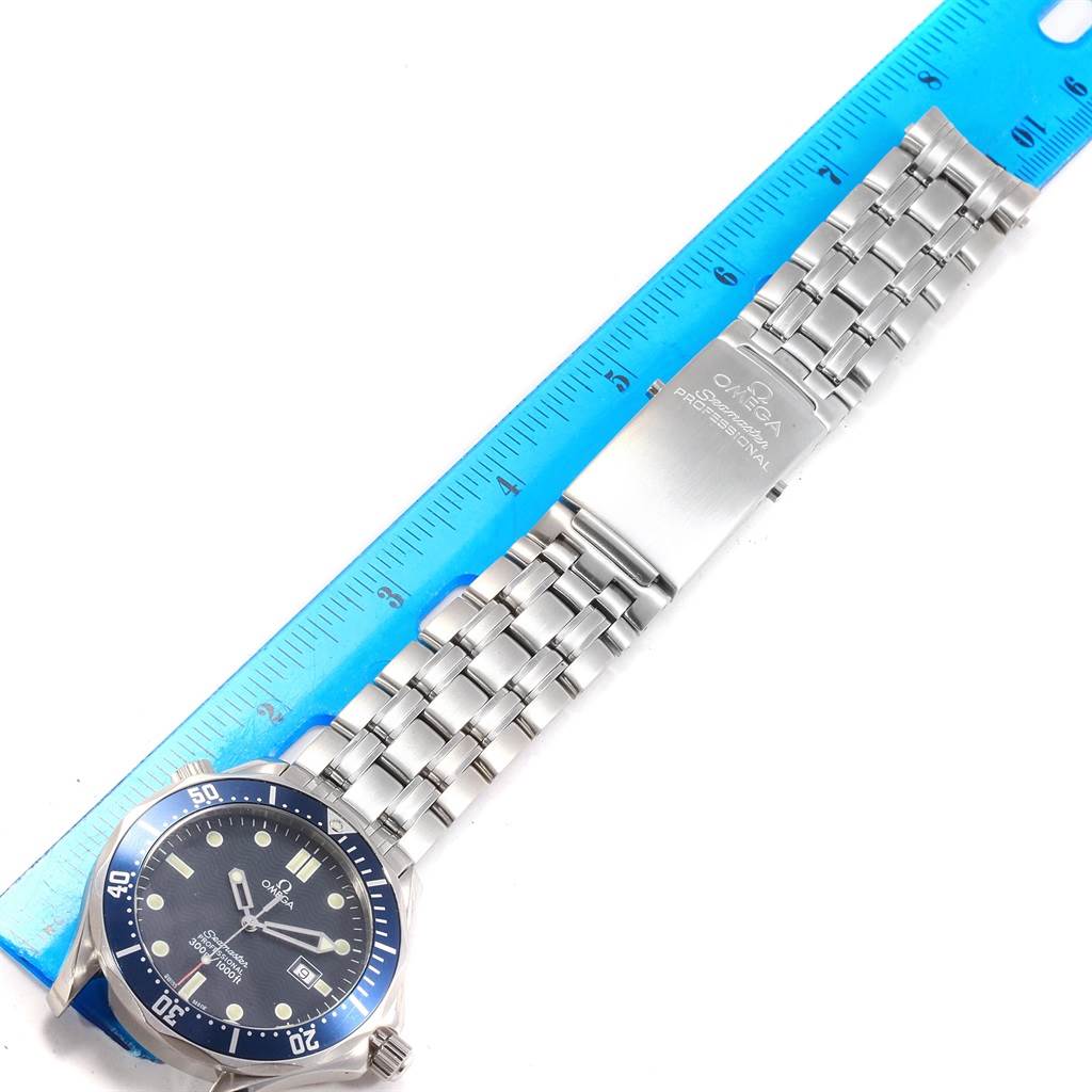 The image shows an Omega Seamaster 2541.80.00 Men
s Stainless Steel Blue Dial 2541.80.00 Men
s Stainless Steel Blue Dial watch laid flat, with the dial, bezel, and stainless steel bracelet visible.