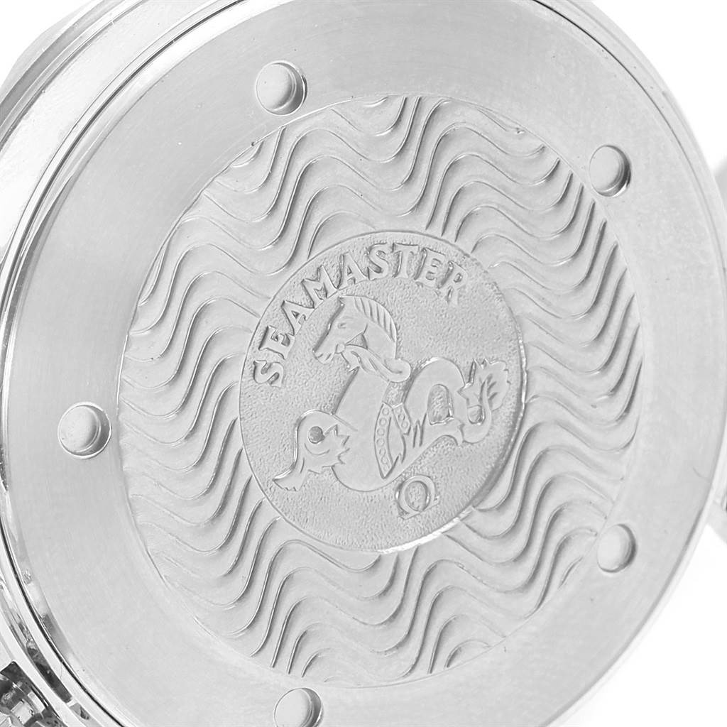 The image shows the engraved case back of the Omega Seamaster 2541.80.00 Men
s Stainless Steel Blue Dial 2541.80.00 Men
s Stainless Steel Blue Dial watch.