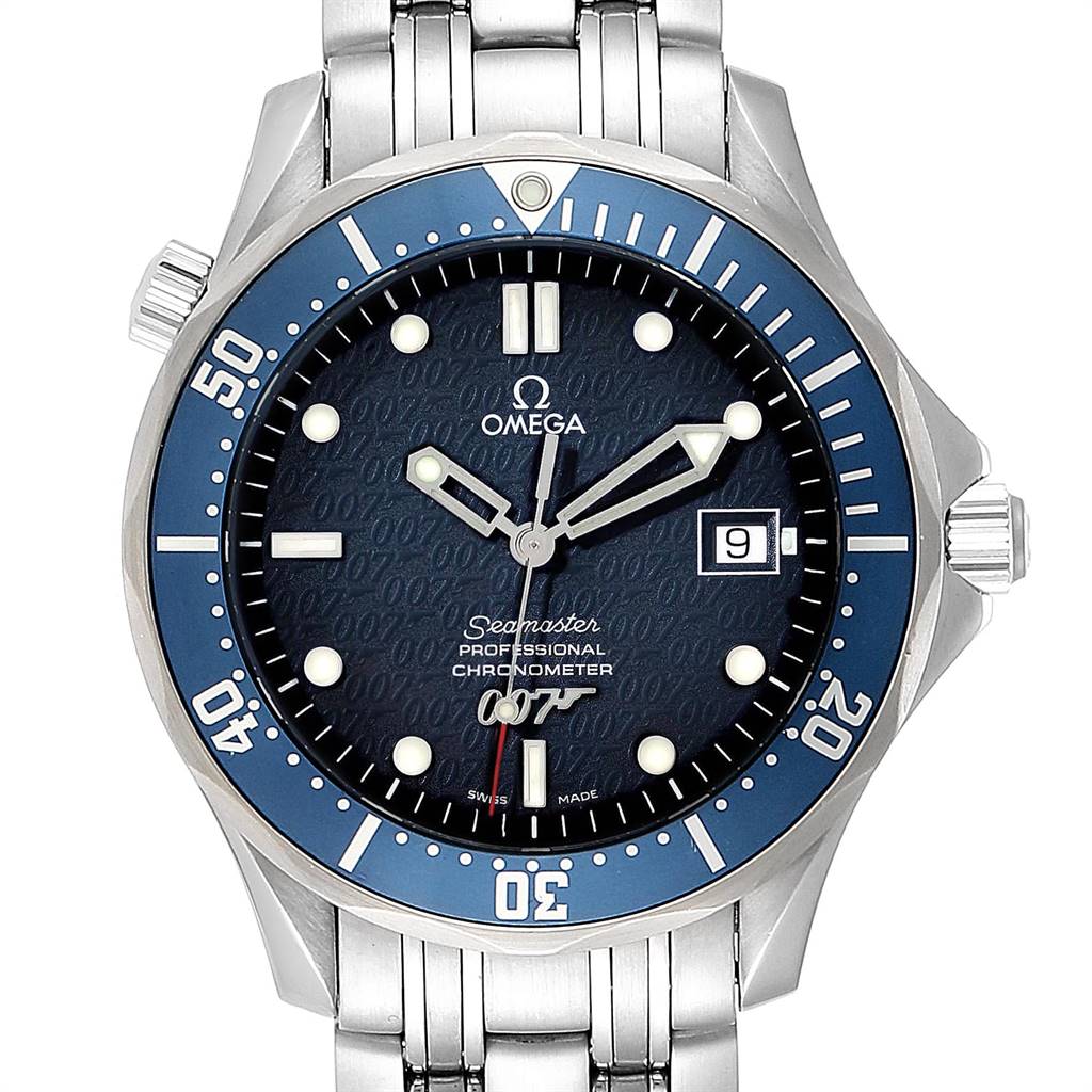 This is a front-view image of the Omega Seamaster 2537.80.00 Men
s Stainless Steel Blue Dial 2537.80.00 Men
s Stainless Steel Blue Dial watch showing its face, bezel, hands, date window, and part of the bracelet.