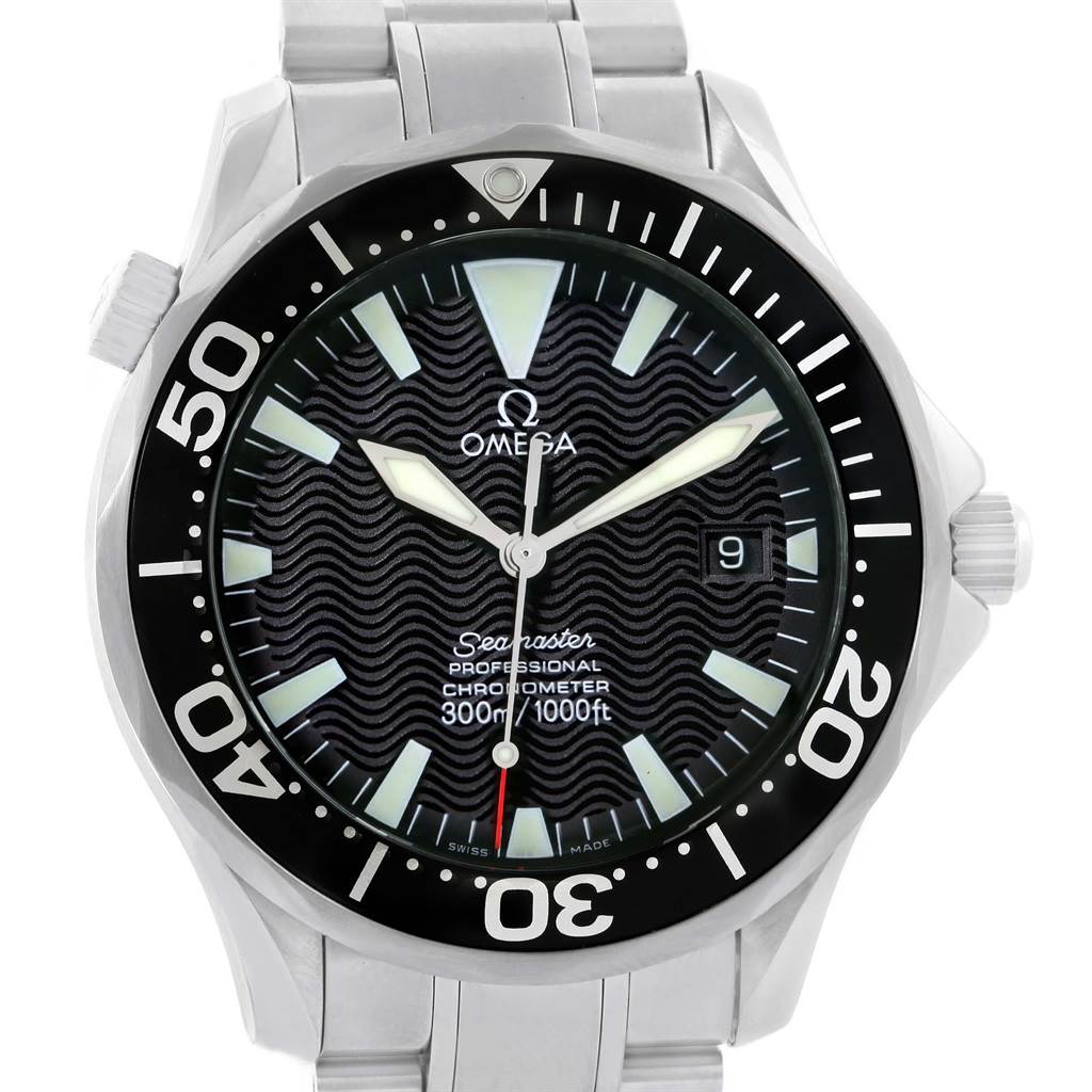 The image shows a front view of an Omega Seamaster 2254.50.00 Men
s Stainless Steel Black Dial 2254.50.00 Men
s Stainless Steel Black Dial watch, highlighting the dial, bezel, hands, and integrated bracelet.