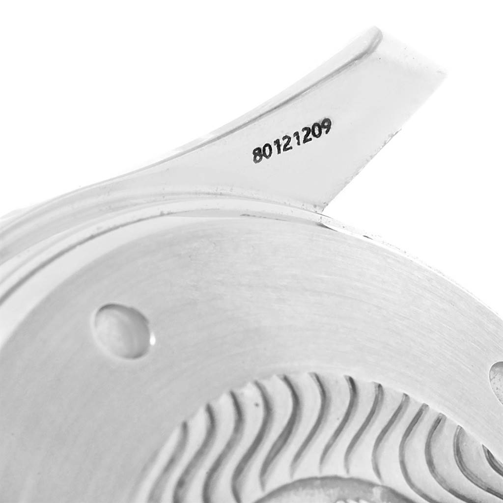 The image shows a close-up view of the internal mechanism with a serial number from the Omega Seamaster 2599.80.00 Stainless Steel Blue Dial 2599.80.00 Stainless Steel Blue Dial model watch.