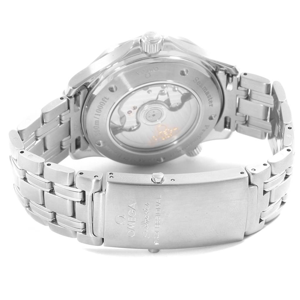 The image shows the back view of the Omega Seamaster 2535.80.00 Men
s Stainless Steel Blue Dial 2535.80.00 Men
s Stainless Steel Blue Dial watch, highlighting the case back and the metal bracelet with the clasp.